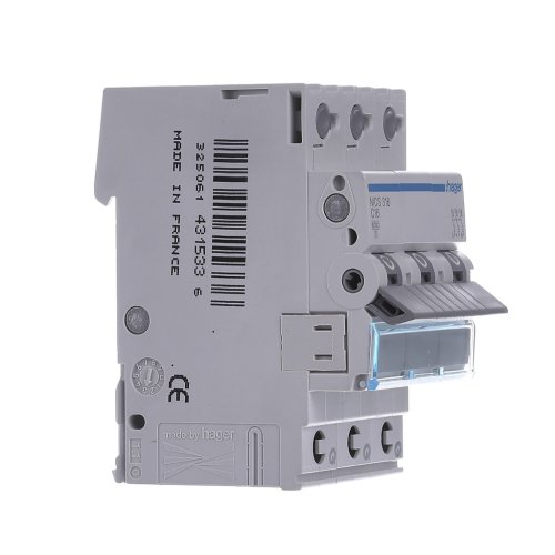 Автоматичний вимикач In=16A, 3п, C, 6 kA, 3м QC MCS315